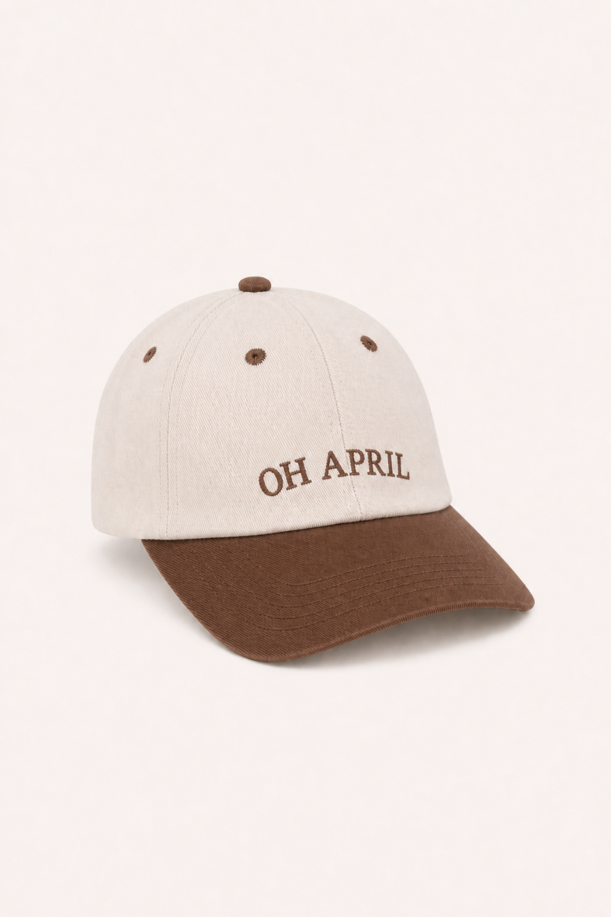 Evi Cap Off White/Dark Brown