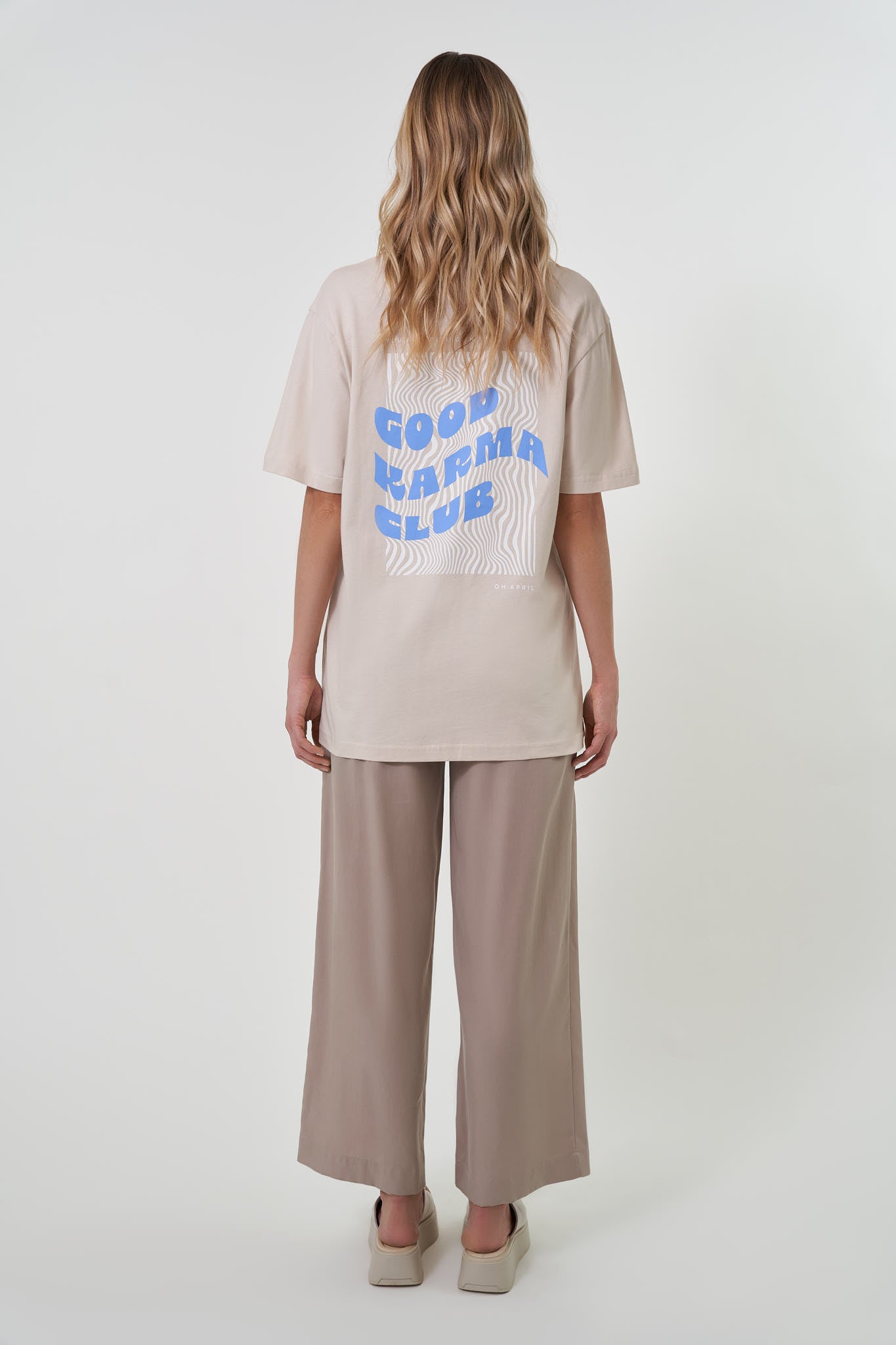 Boyfriend T-Shirt Cappuccino Good Karma Club