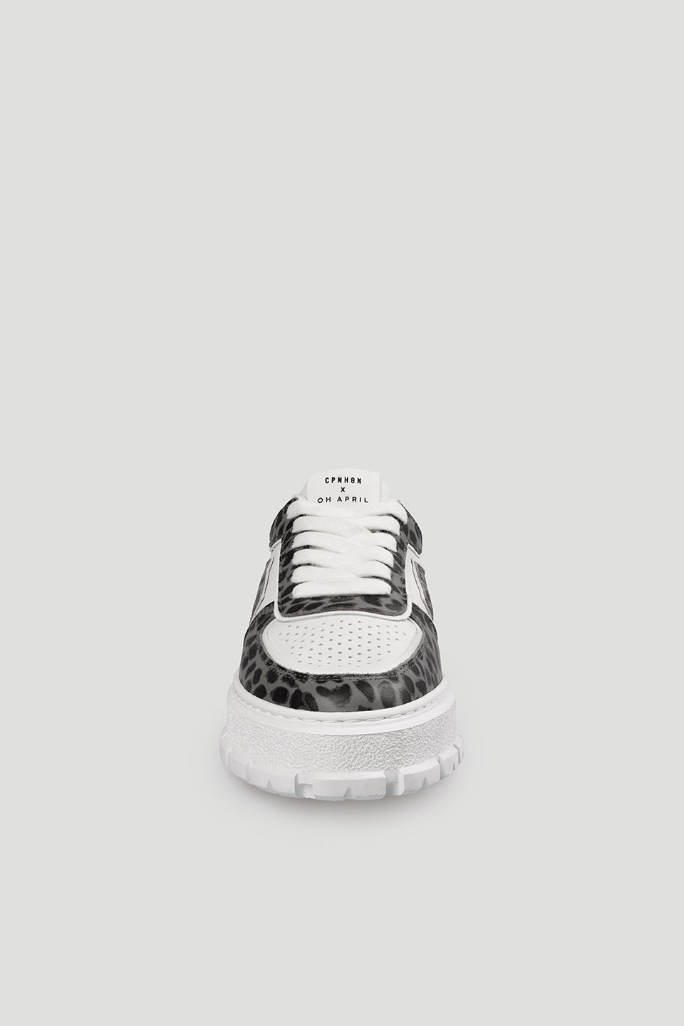 CPH332 x Oh April Leo Grey