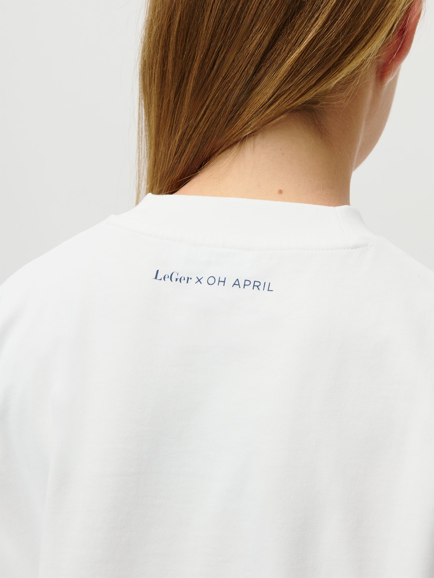 Amara T-Shirt Stronger Off White