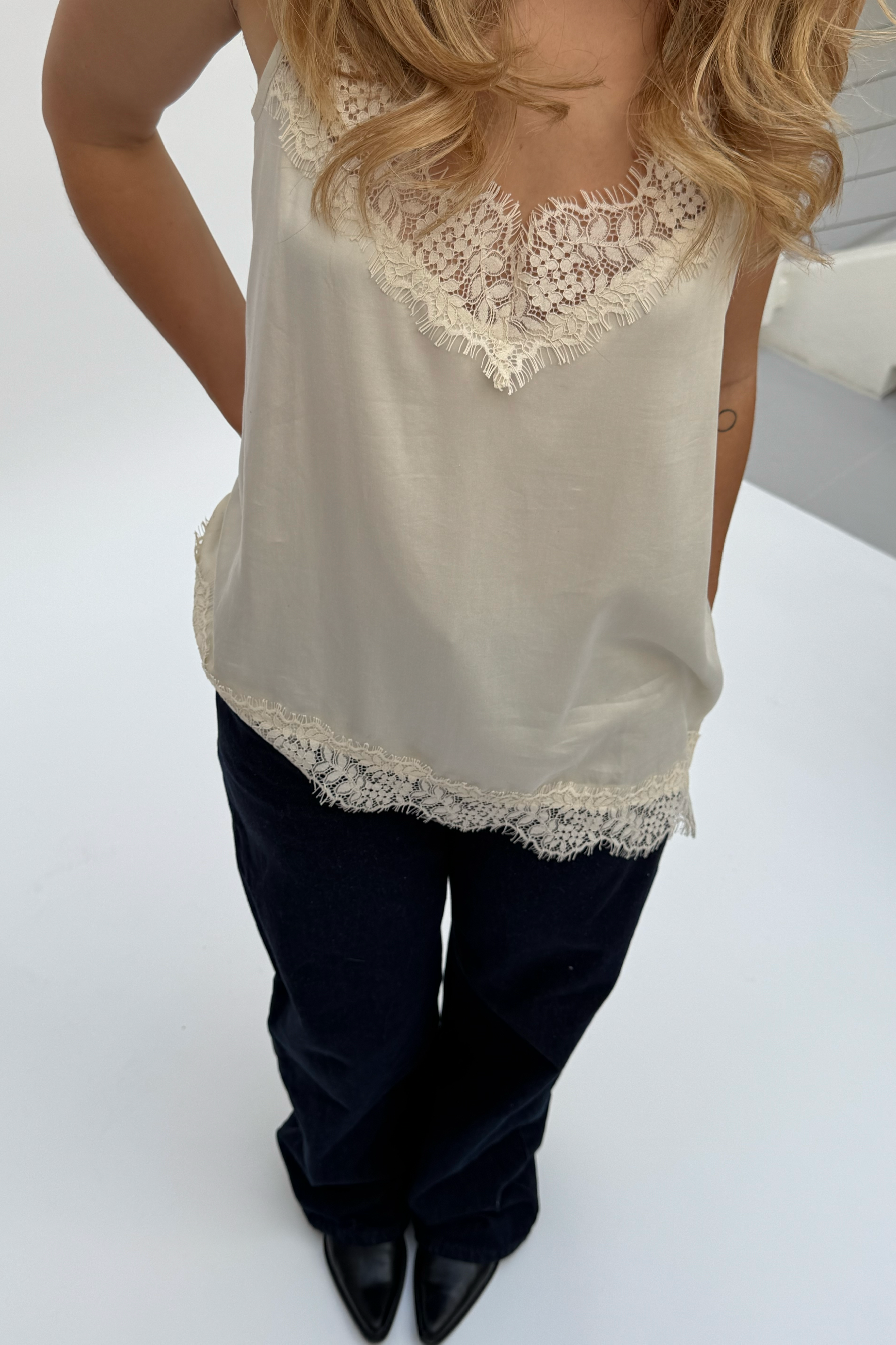 Tami Satin Top Off White