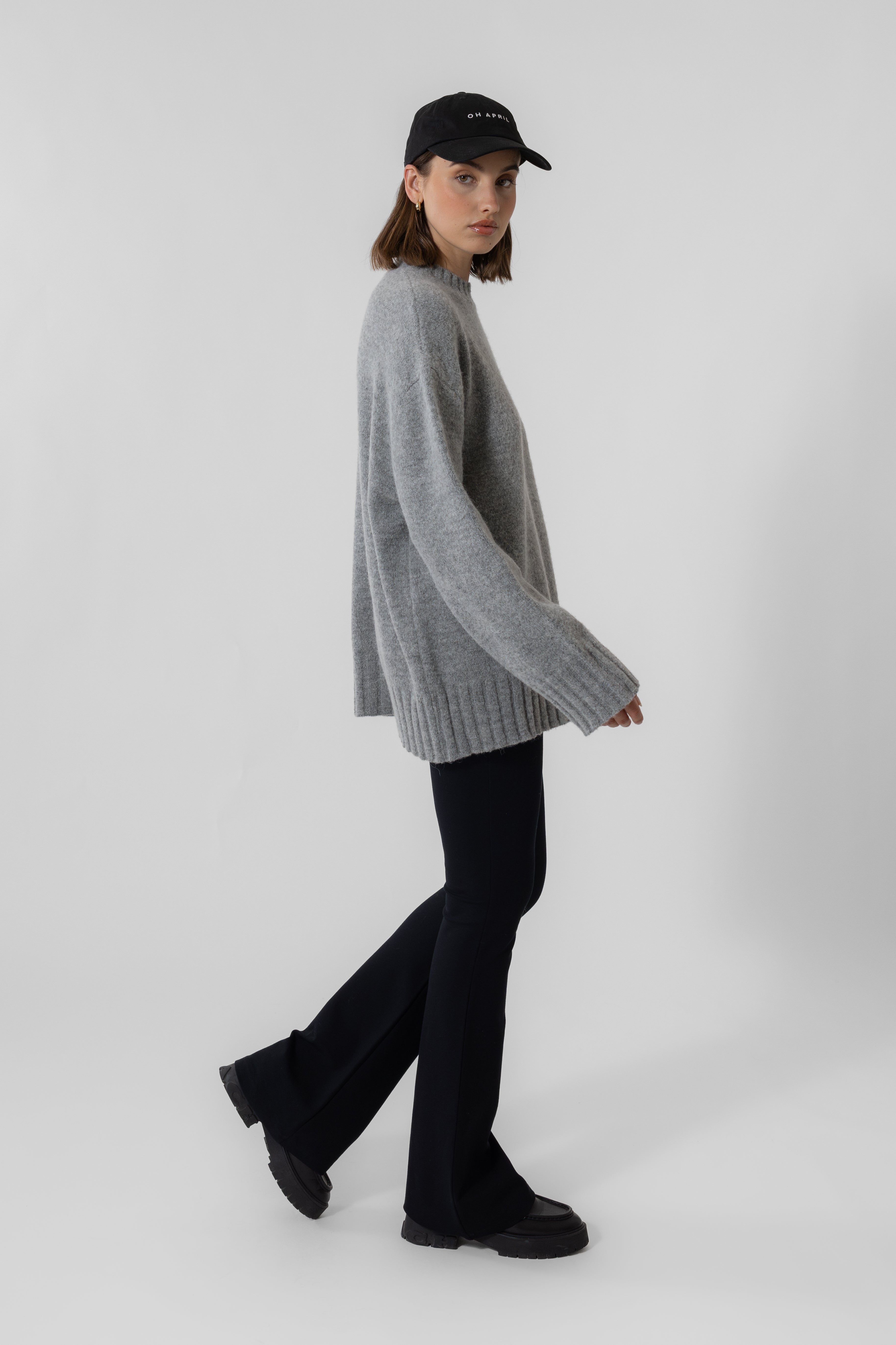 Cap Oh April Black