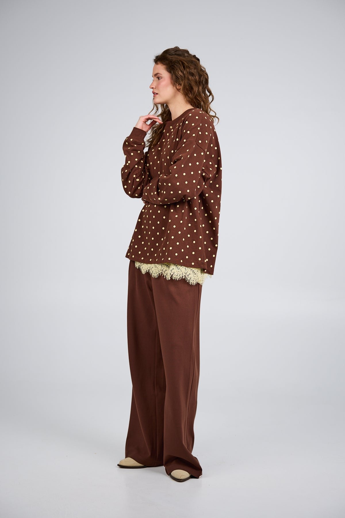 Oversized Longsleeve Little Things Cocoa Dust Polkadot