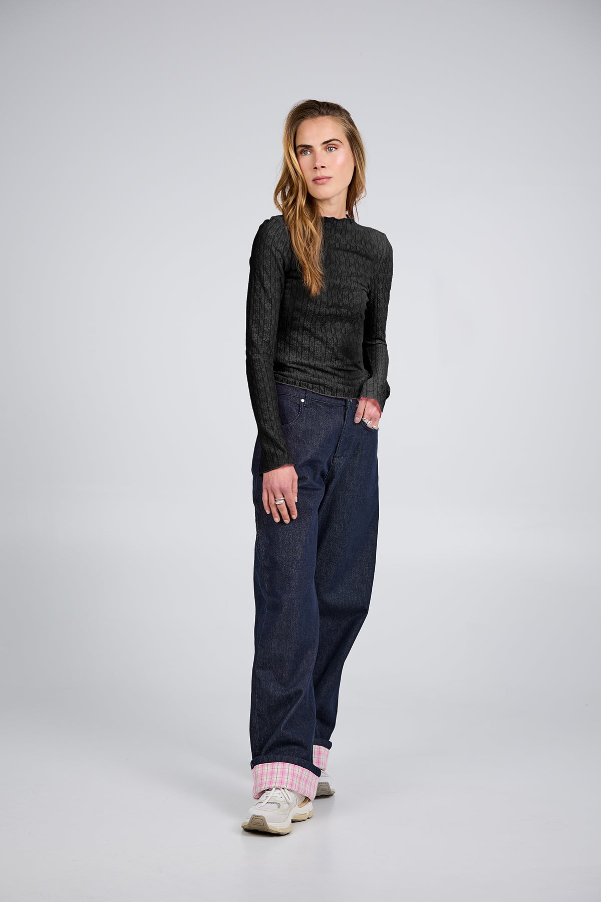 Pre-Order: Zahara Lace Longsleeve Black