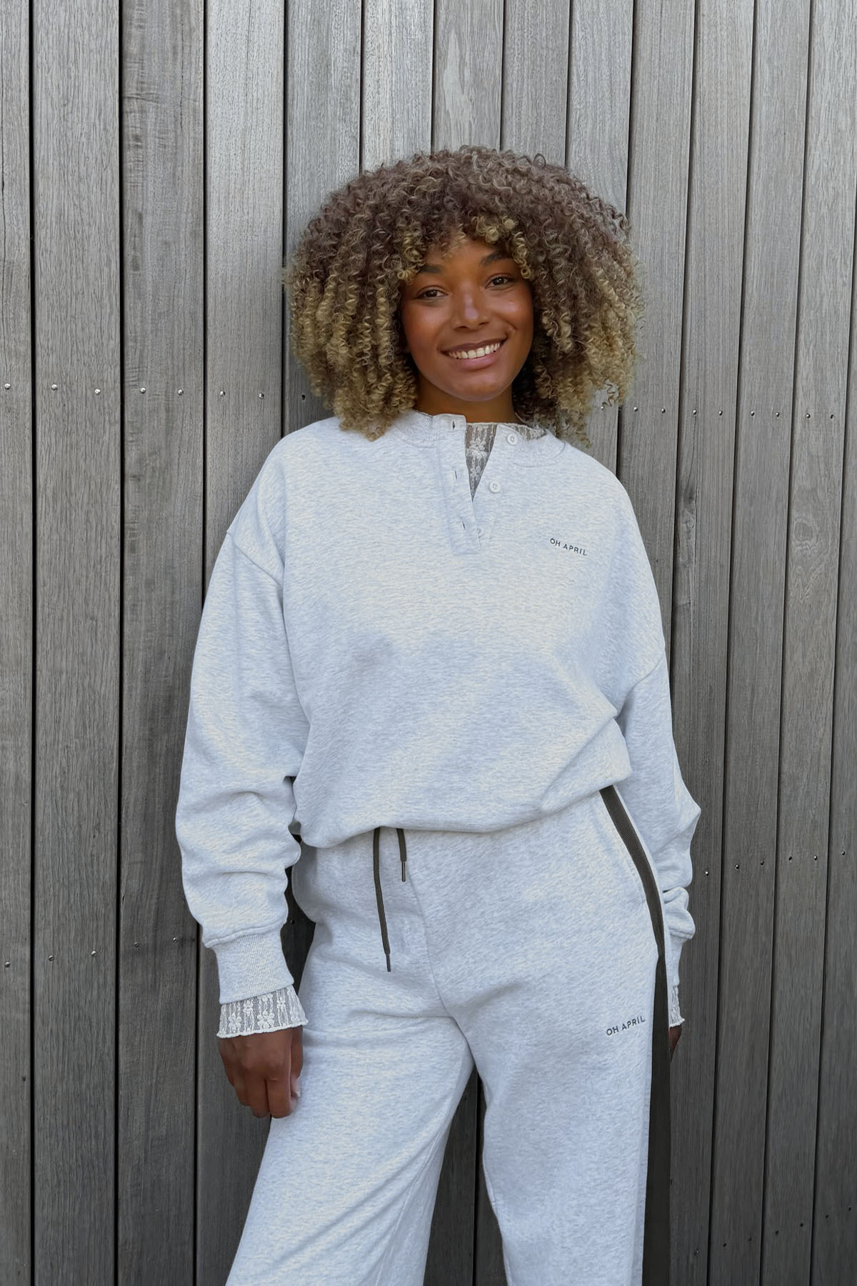 Boxy Sweatshirt mit Kordelzug – Grey Melange
