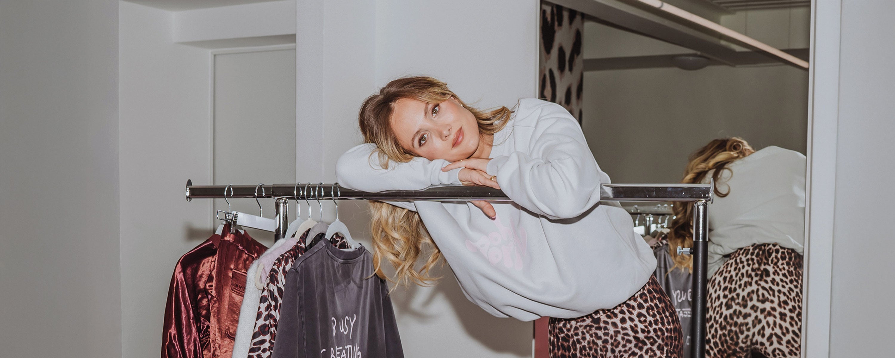 Sweater & Hoodies