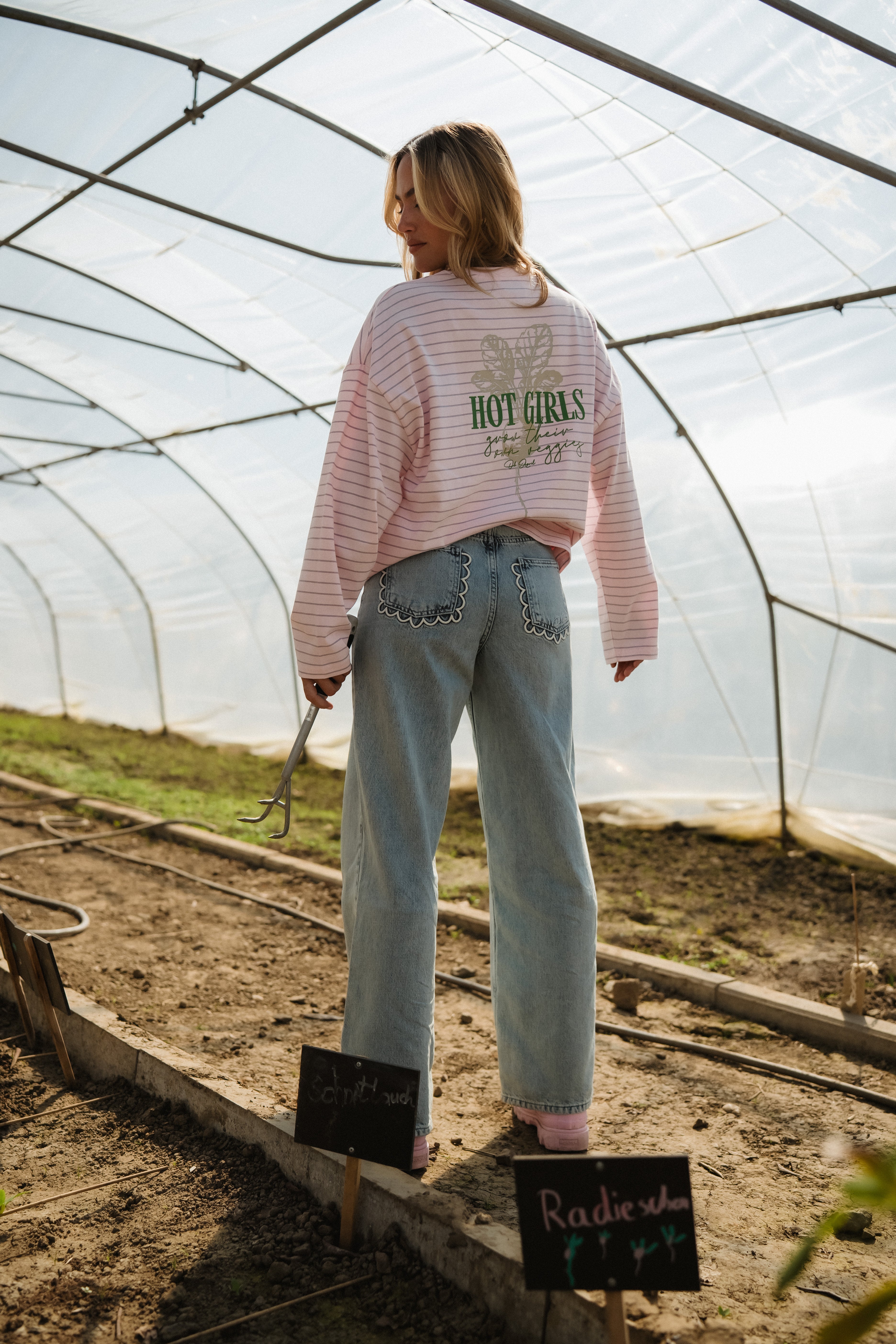 Regular Longsleeve Hot Girls Baby Rose