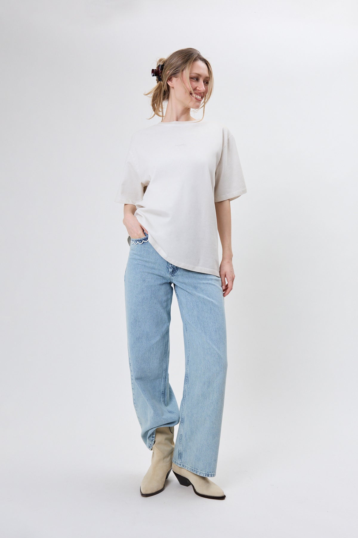 BF T-Shirt Tomato Girl White Vintage