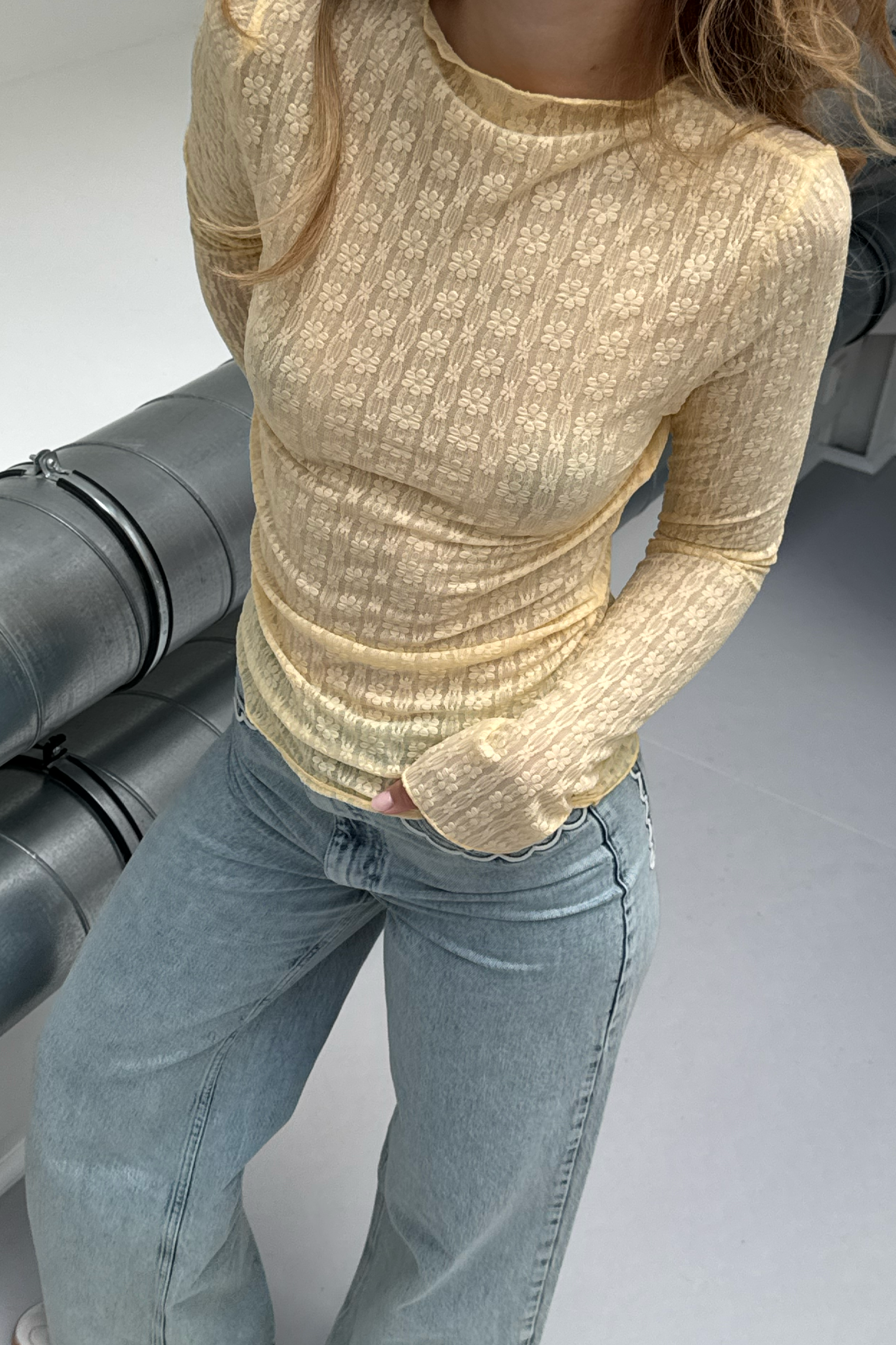 Zahara Lace Longsleeve Butter Yellow