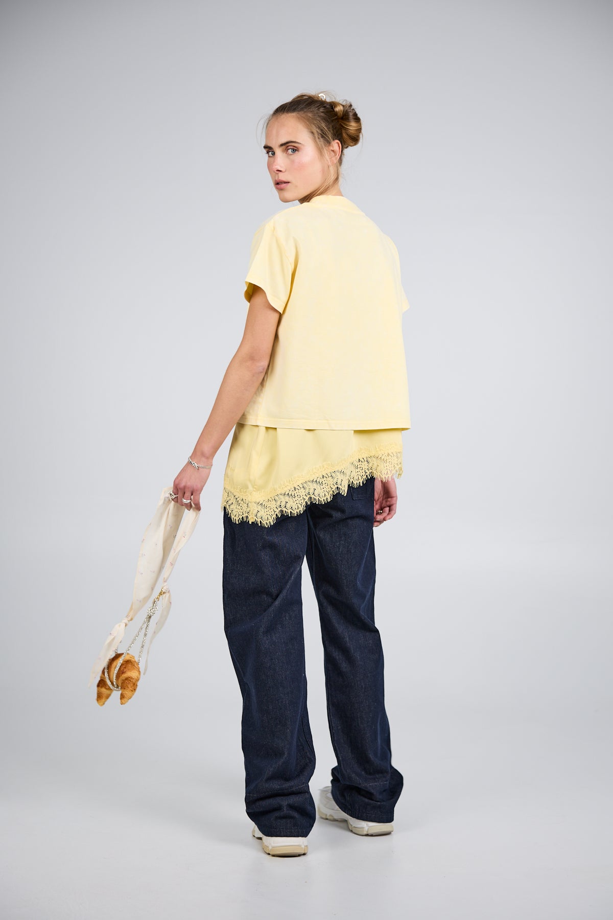 Ella Boxy T-Shirt Butter Yellow Acid