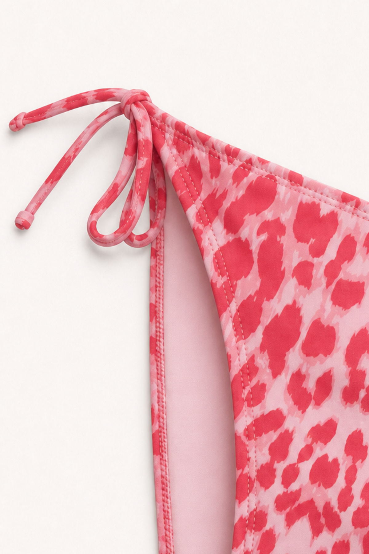 Zola Bikini Bottom Leo Raspberry