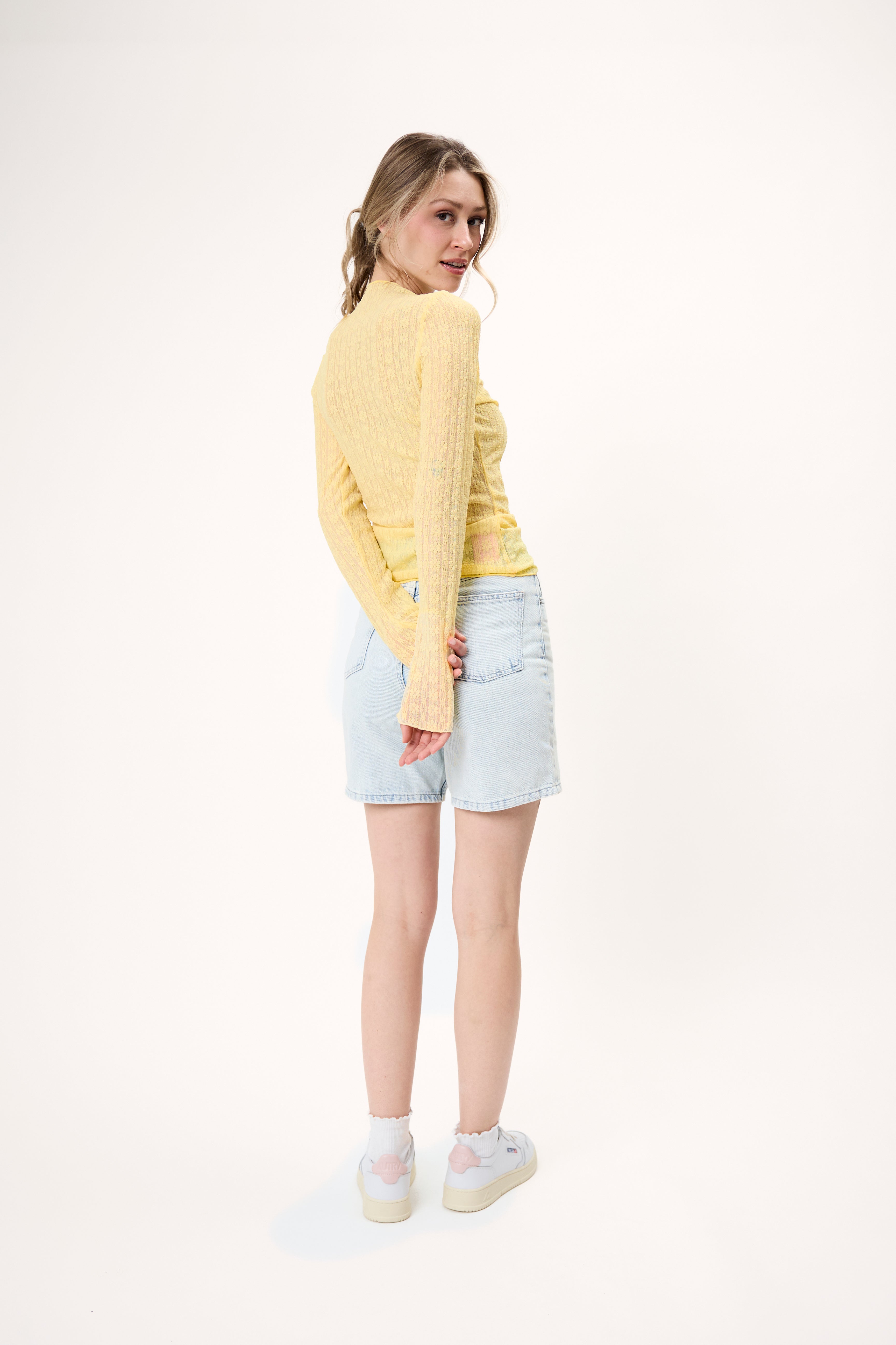 Zahara Lace Longsleeve Butter Yellow