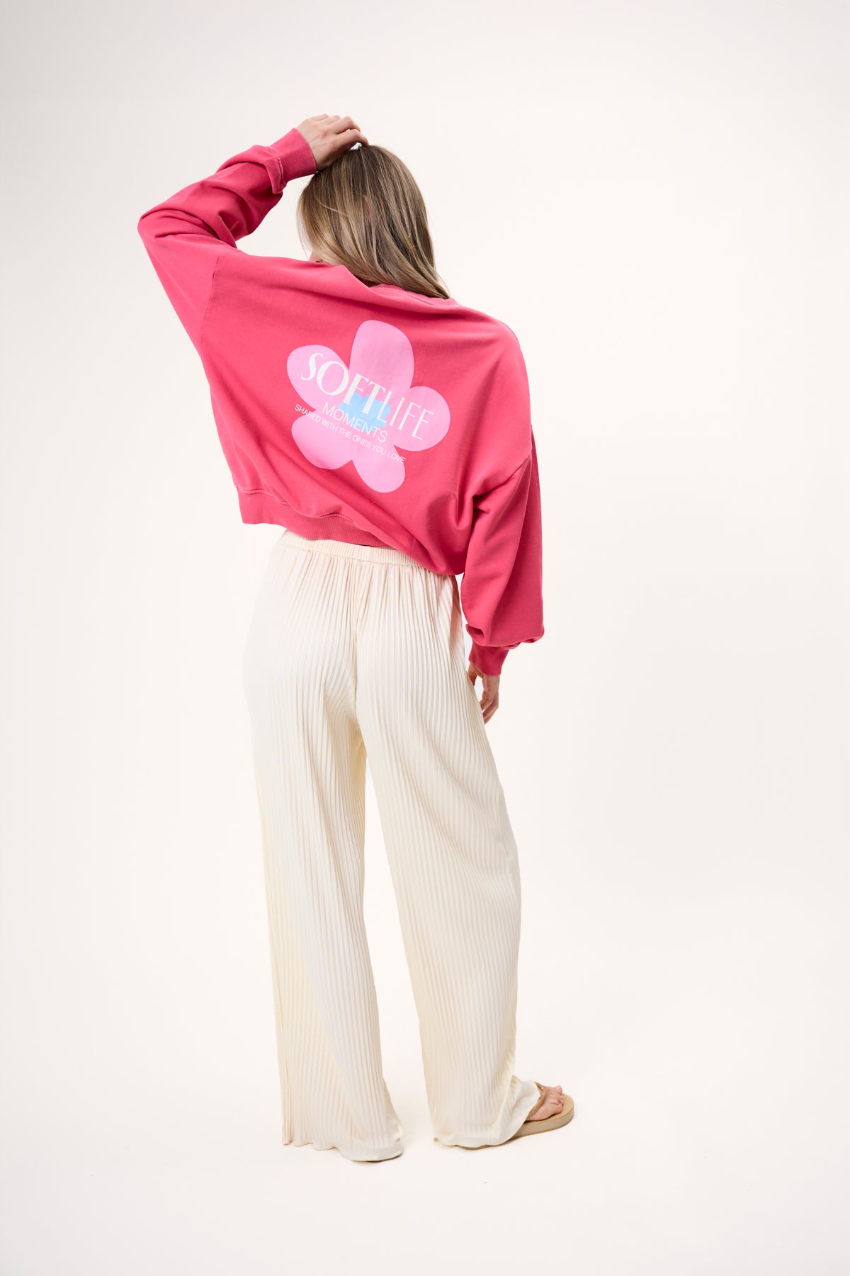 Regular Sweater Soft Life Raspberry Acid