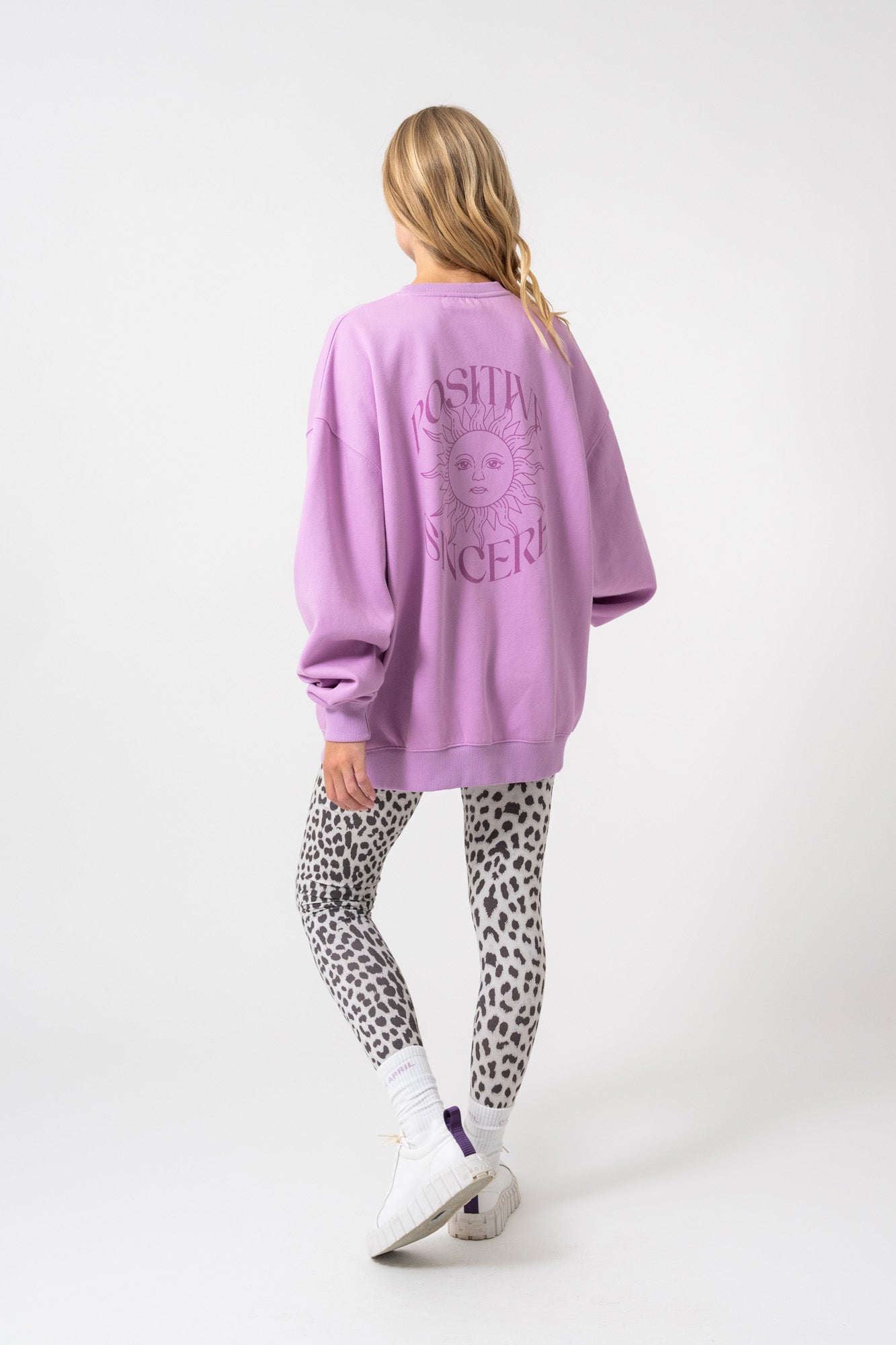 OV Sweater Positive Bright Lilac