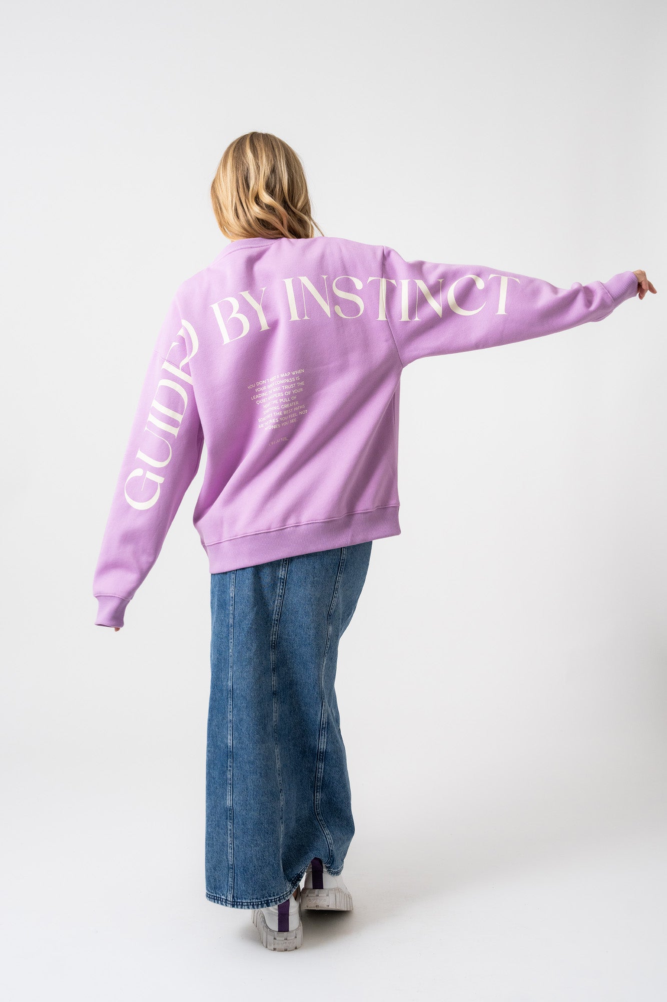 OV Sweater Guided Instinct Bright Lilac