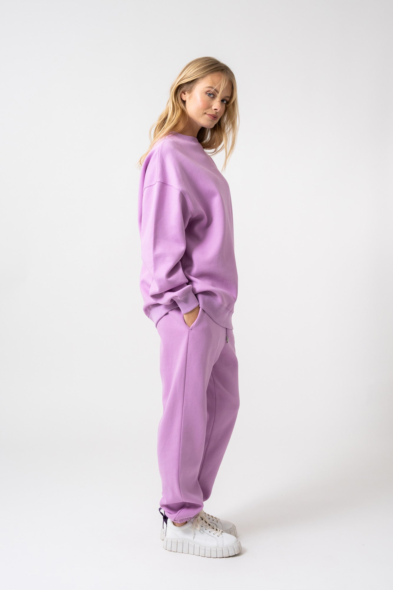 Oversized Sweater Bright Lilac