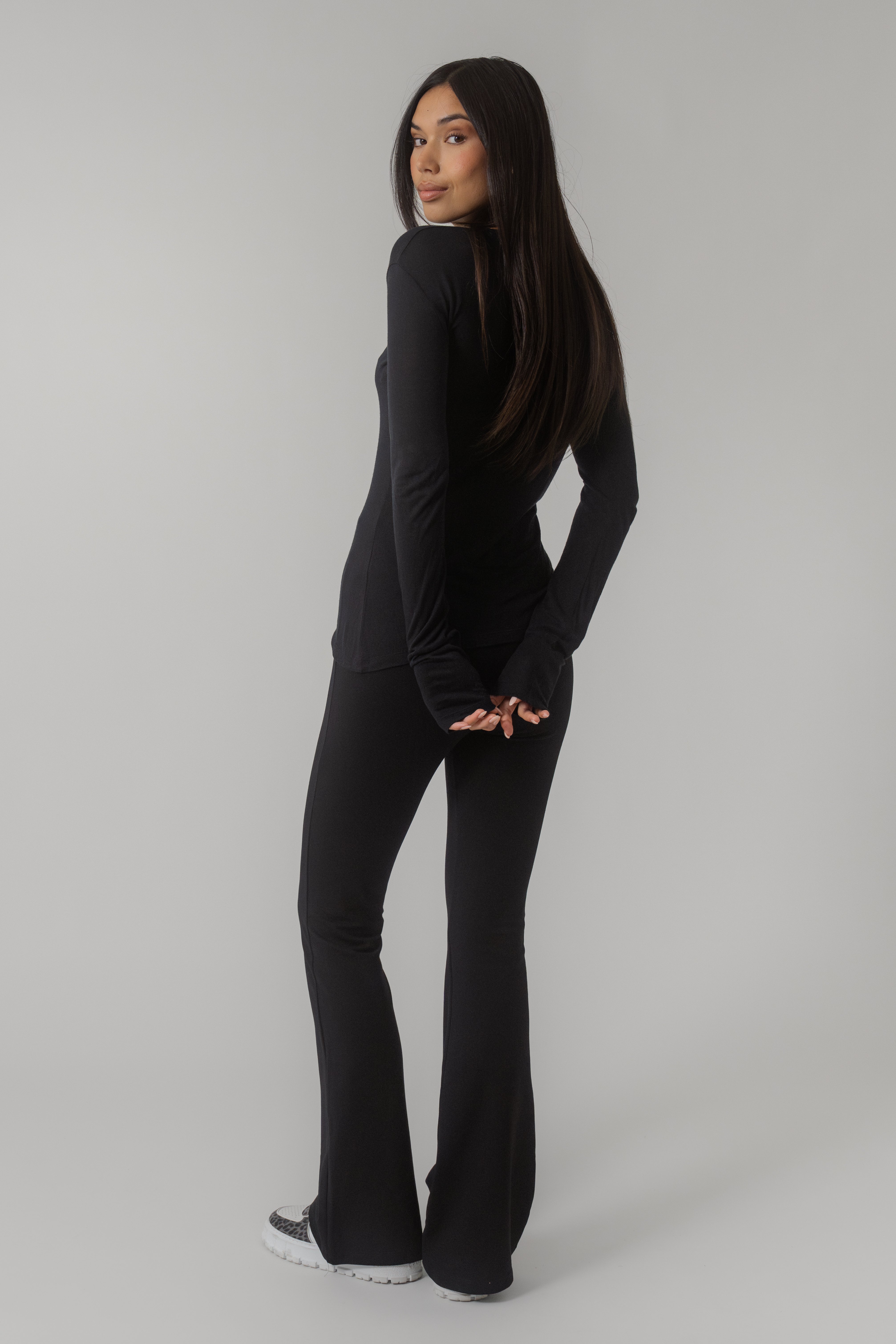 Willow Longsleeve Black