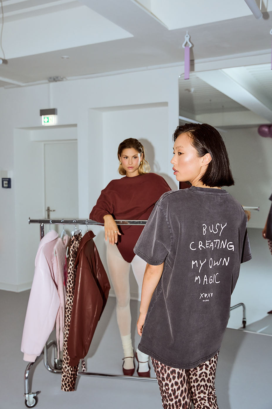BF T-Shirt Own Magic Dark Grey