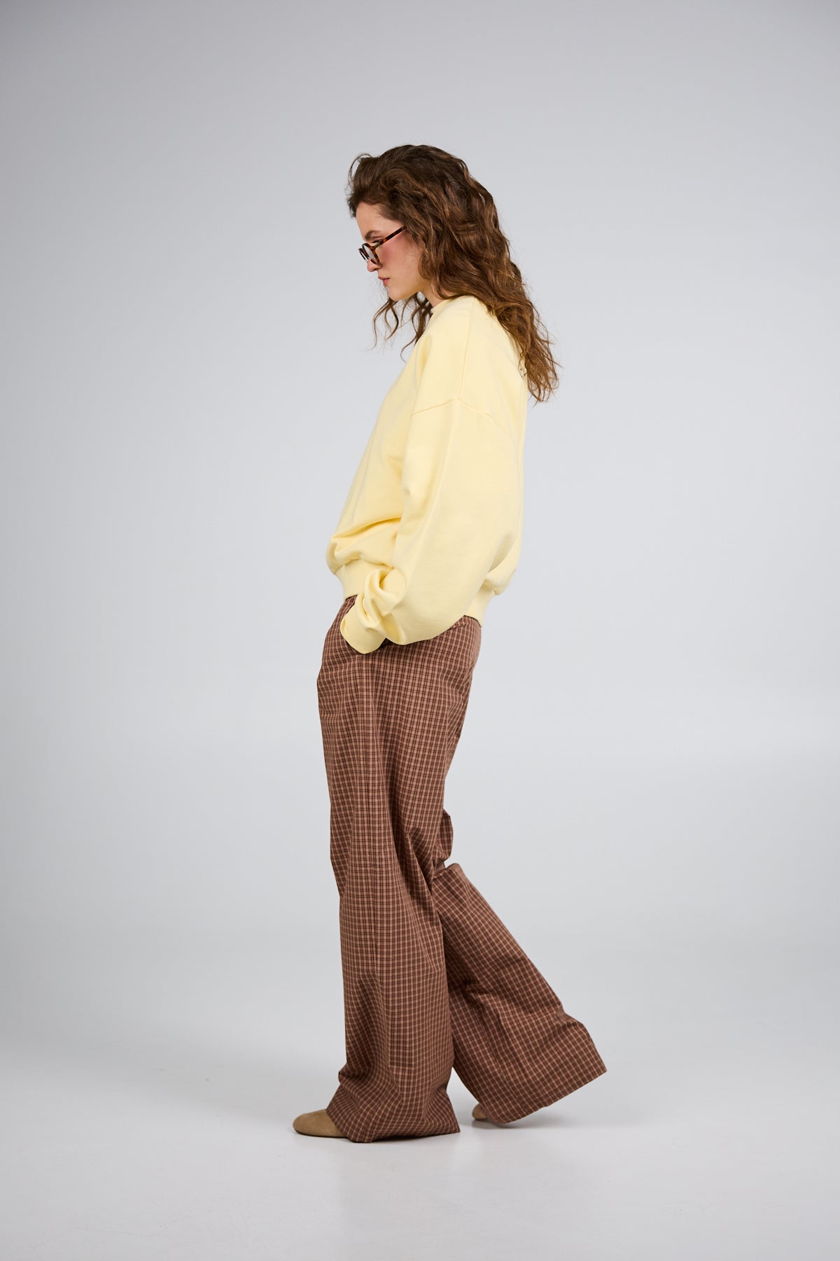 Regular Sweater Coffee Butter Yellow