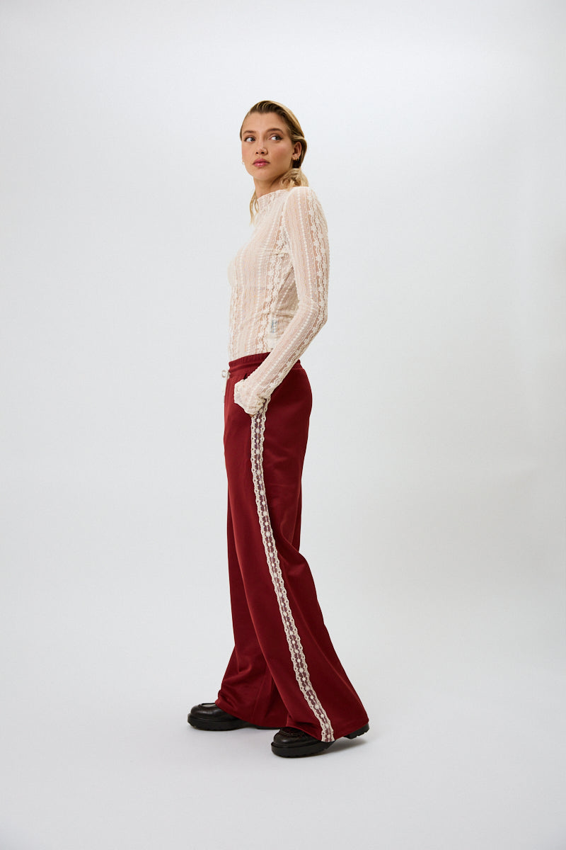 Zahara Lace Longsleeve Off White