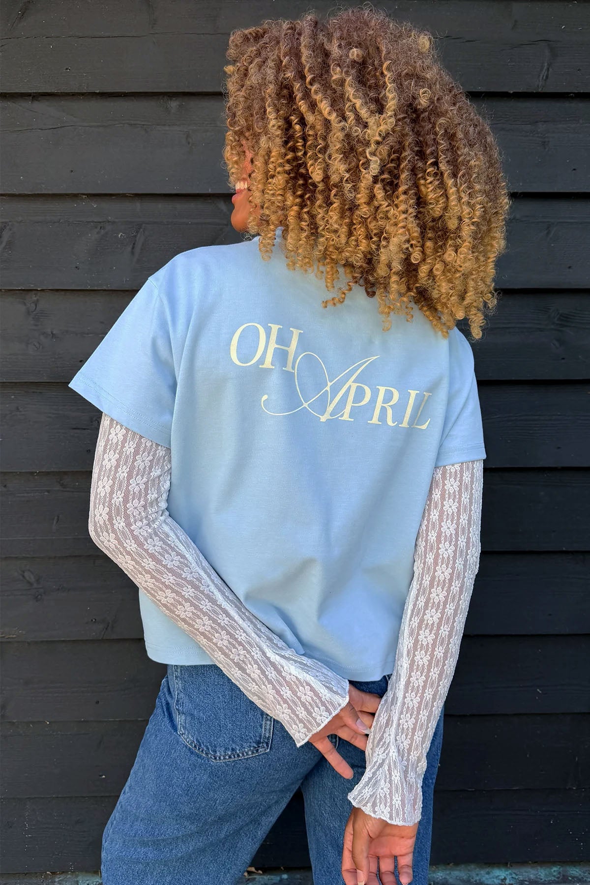 Ella Boxy T-Shirt mit OH APRIL Print – Sky Blue