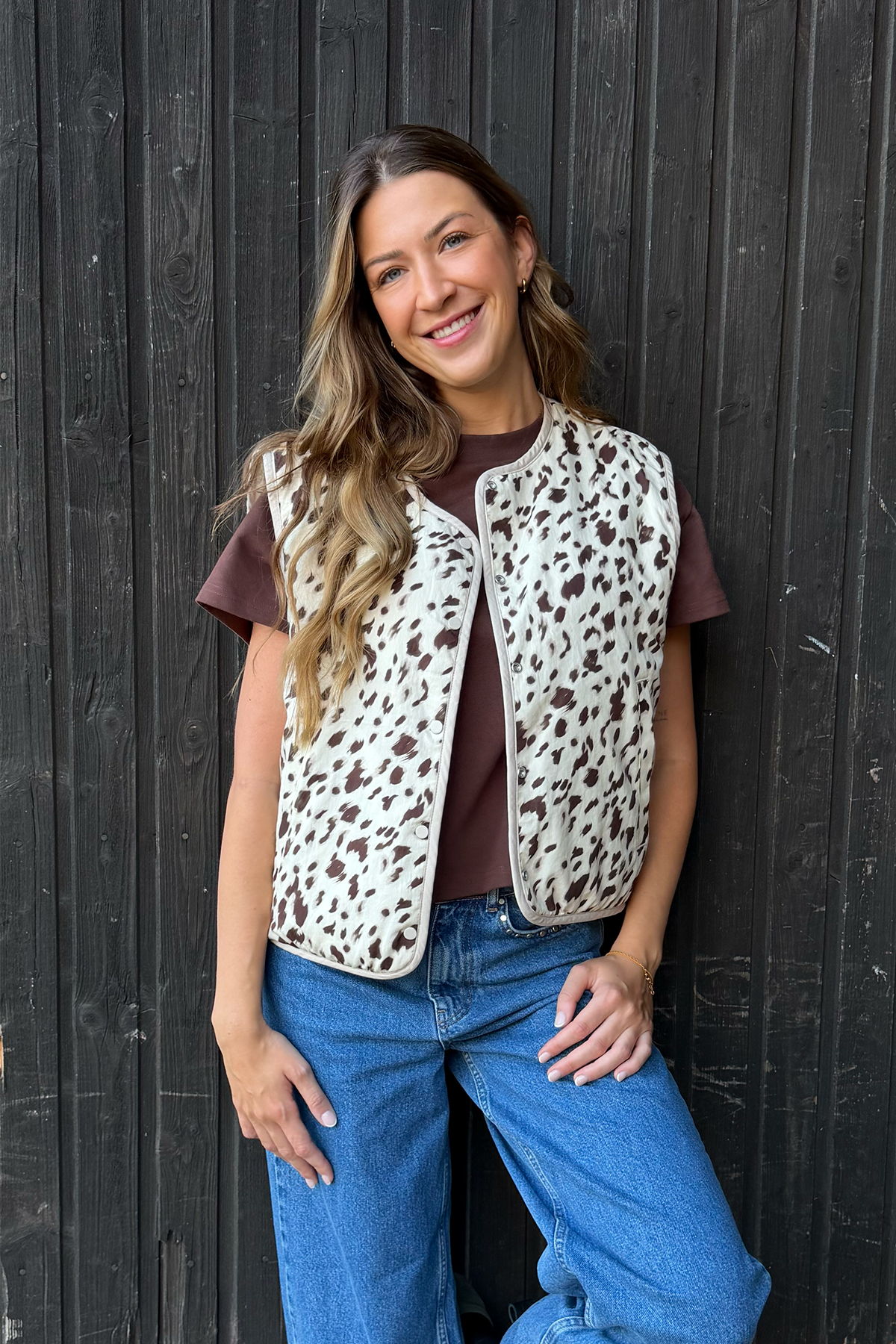 Magnolia Reversible Fleece Vest Off White/Cow