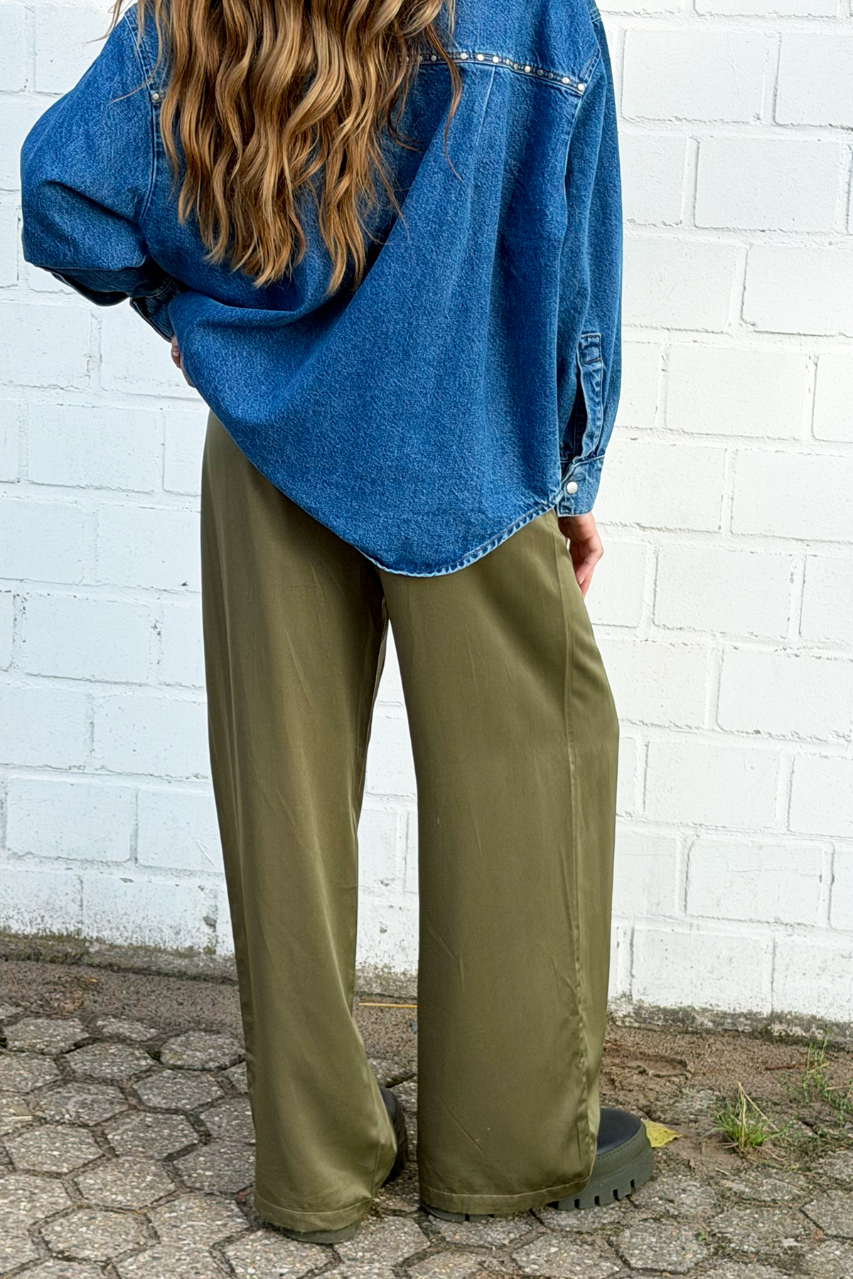Verde Satin Pants Olive